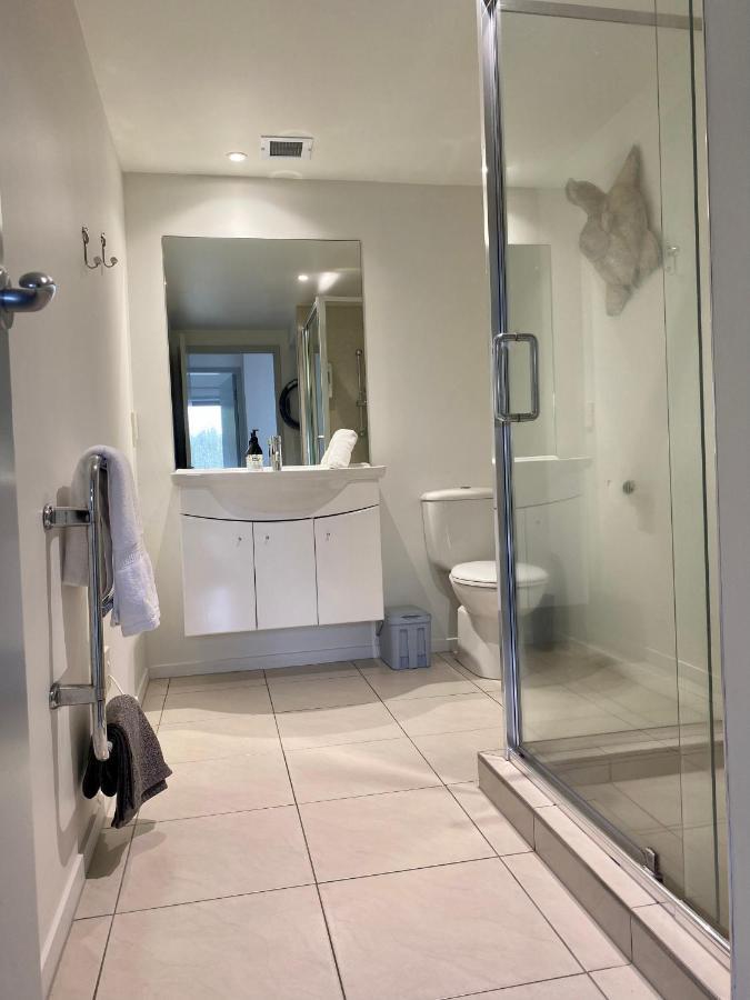 Modern Beach Apartment With Pool & Location Mount Maunganui Exterior photo